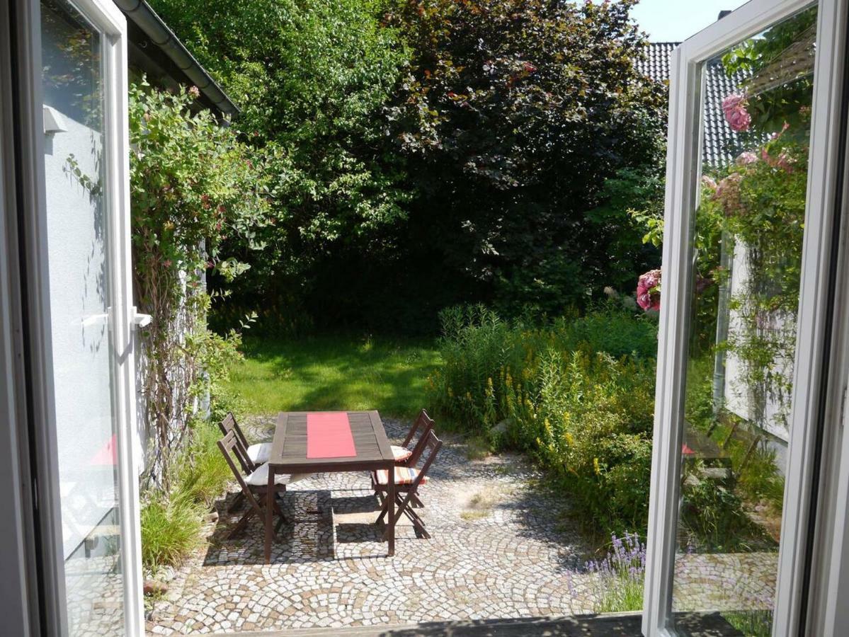 Sonniges Haeuschen Mit Garten Braunschweig Eksteriør billede